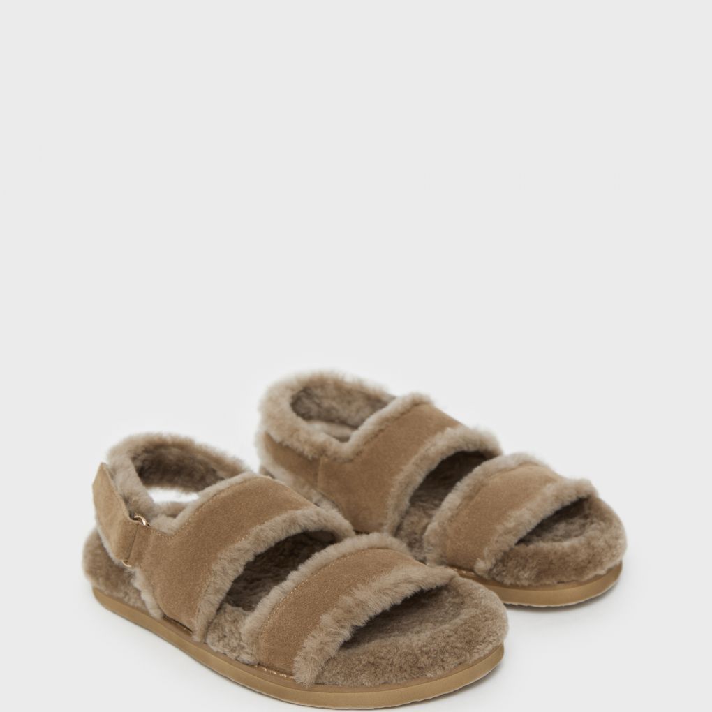 

Сандалии Fur 12 STOREEZ, Кофейный