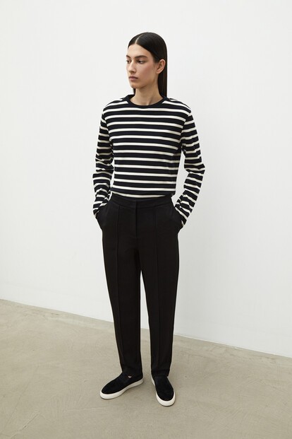 Брюки из трикотажа