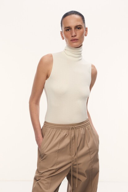 Водолазка Nicole из шелка и хлопка