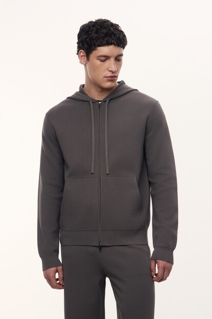 Толстовка Dacha