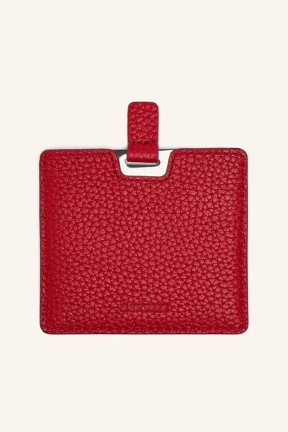 Зеркало в чехле 