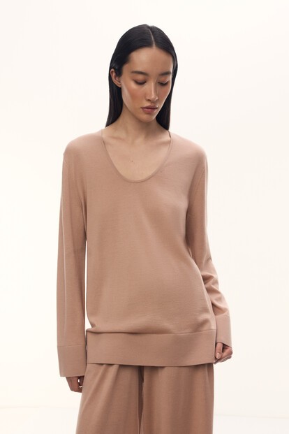 Джемпер Camelia из шерсти и шелка