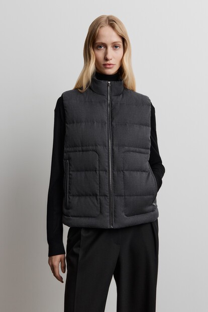 Жилет пуховый Light из шерсти