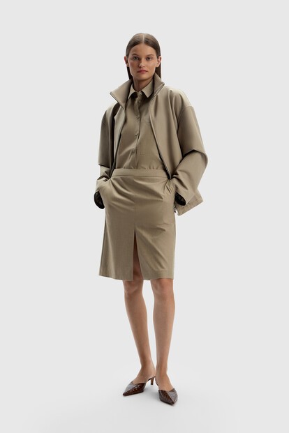 Юбка с разрезом