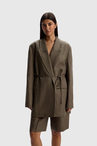 Жакет льняной с поясом