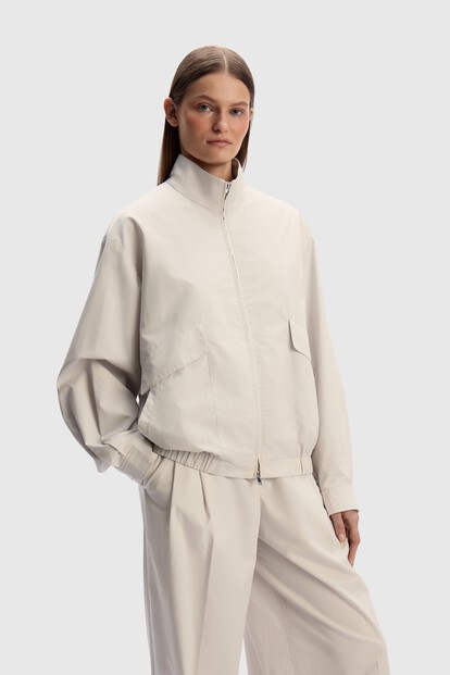 Бомбер из хлопка и лиоцелла