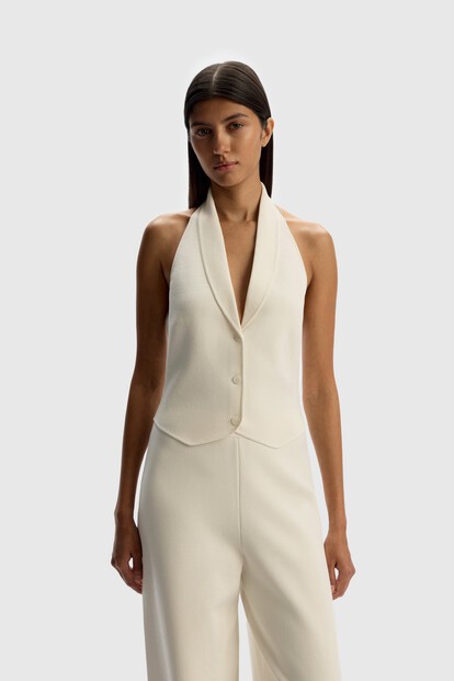 Жилет с открытой спиной