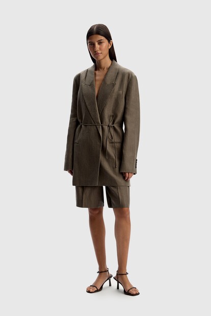 Шорты из плотного льна