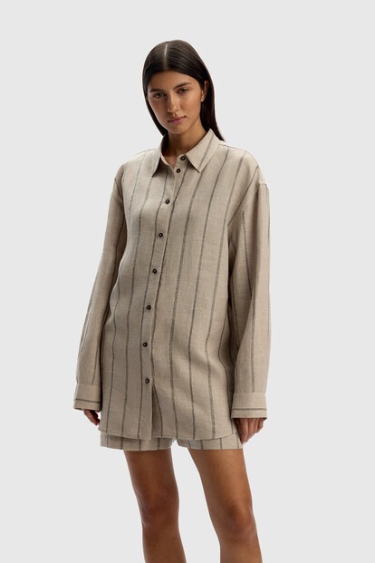 Рубашка из тонкого льна