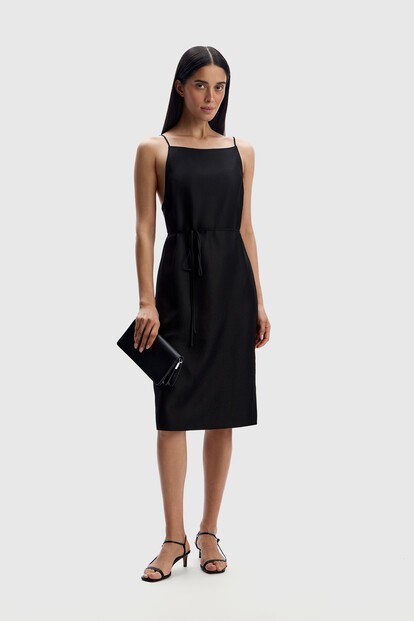 Платье из шелка