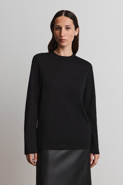 Лонгслив из тонкого хлопка