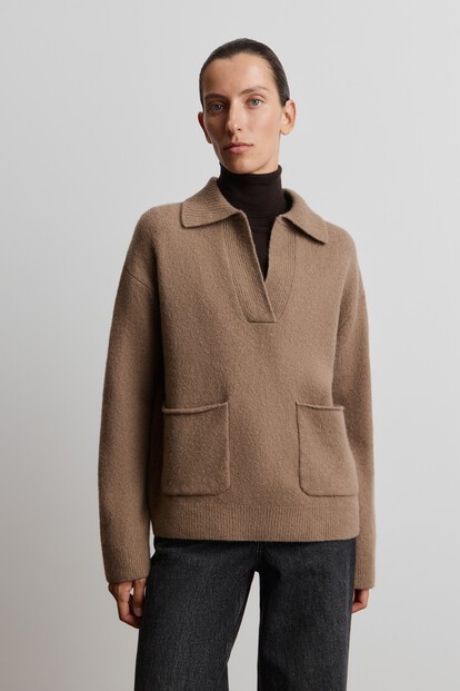 Джемпер с отложным воротником