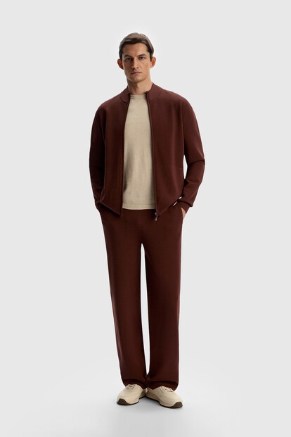 Брюки из трикотажа