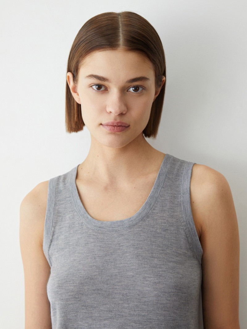 Минималистичный топ. Черный блоссом. Майка для сна. Maje. Минималистичный топ.