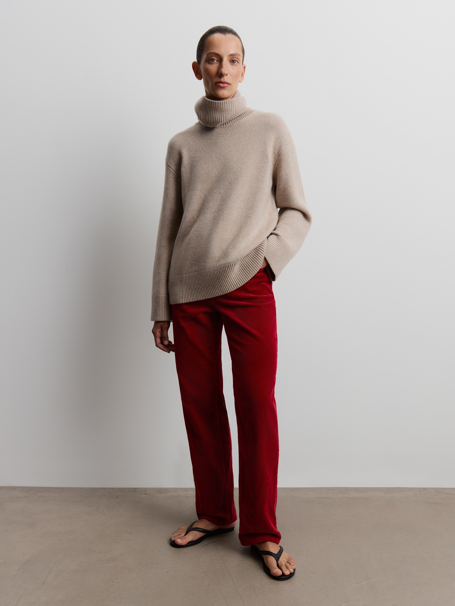 Брюки из вельвета 12 STOREEZ 18000₽