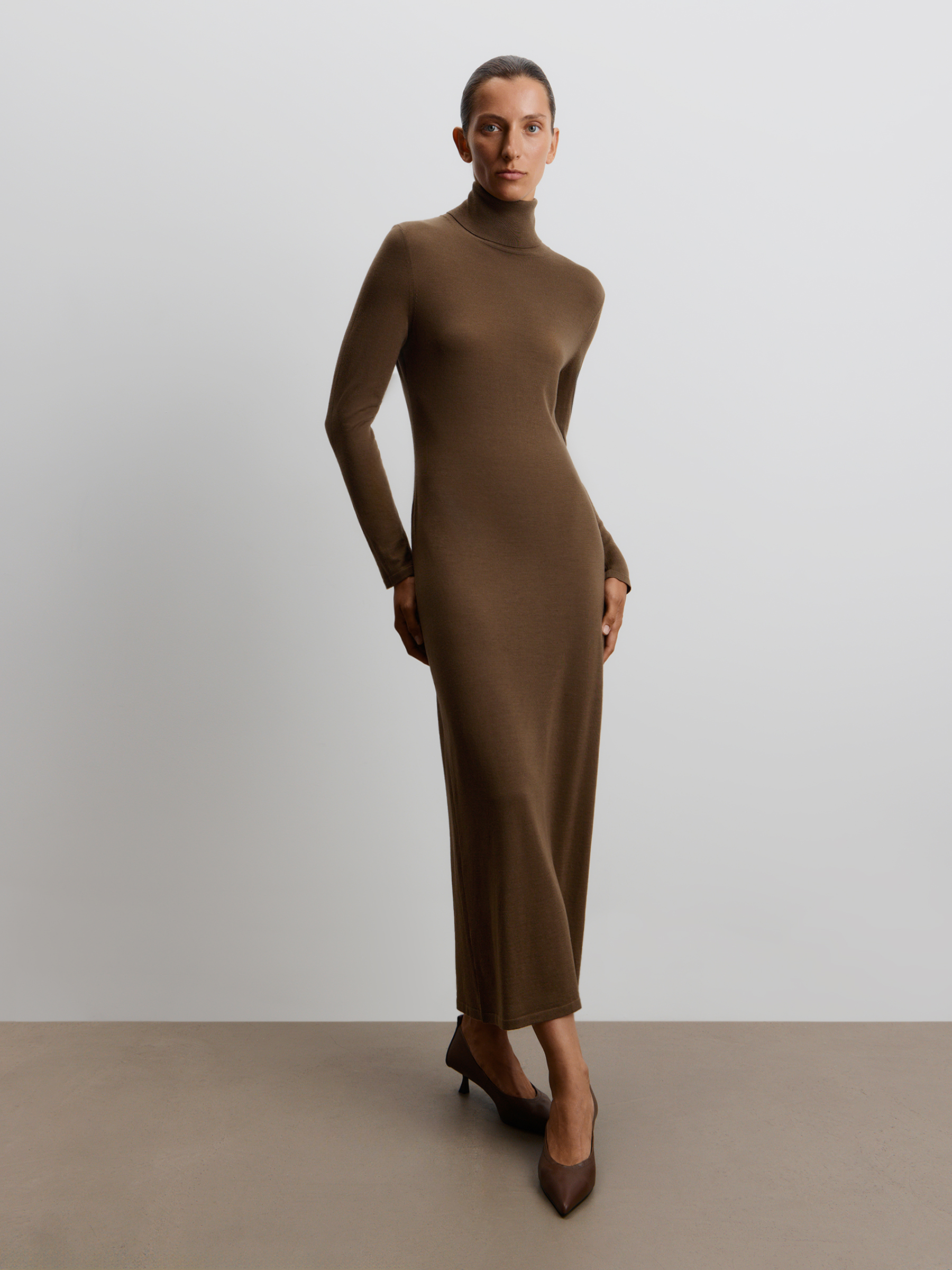 Платье из шерсти мериноса 12 STOREEZ 22000₽