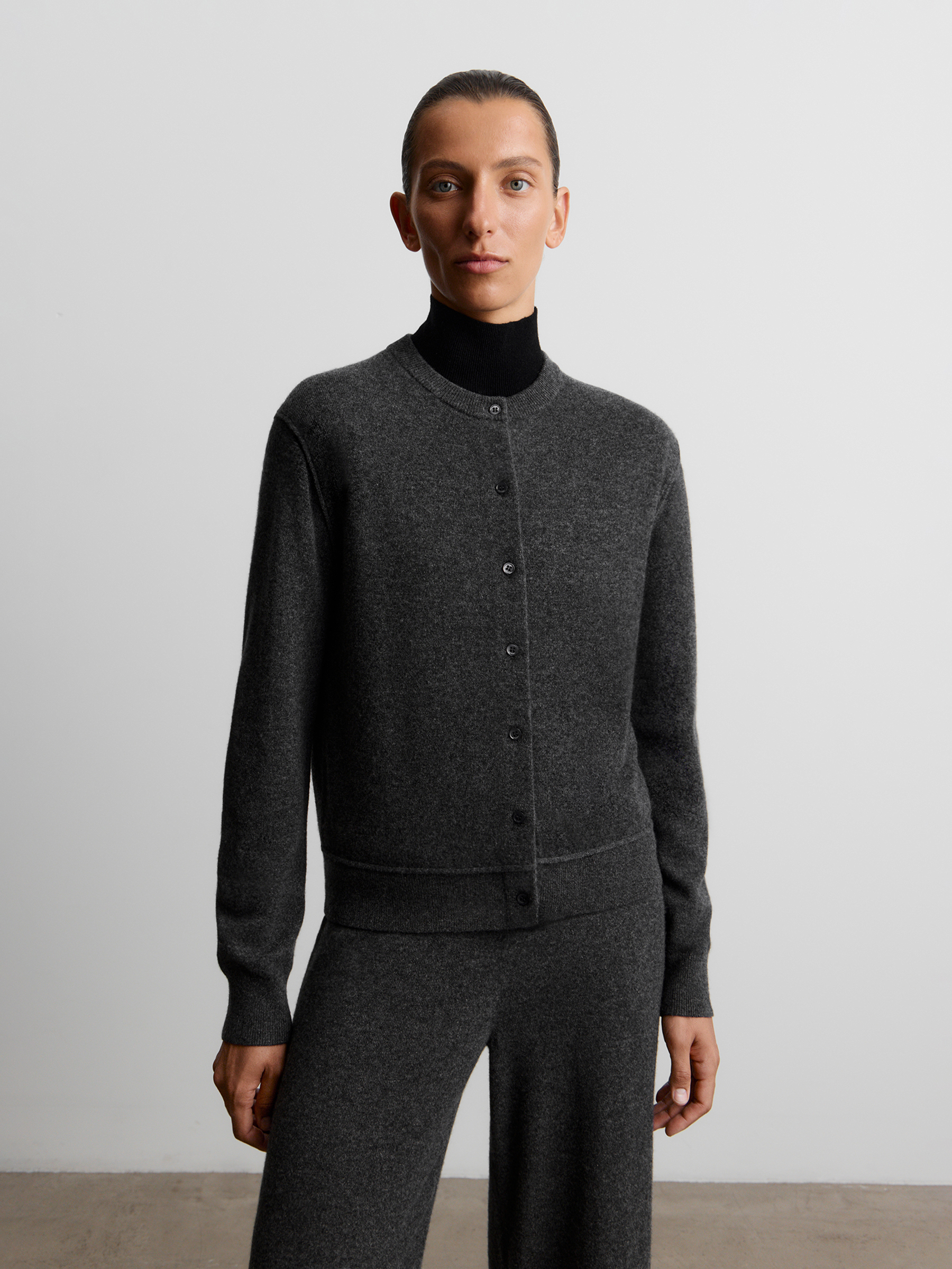 Кардиган Aura из кашемира 12 STOREEZ 29000₽