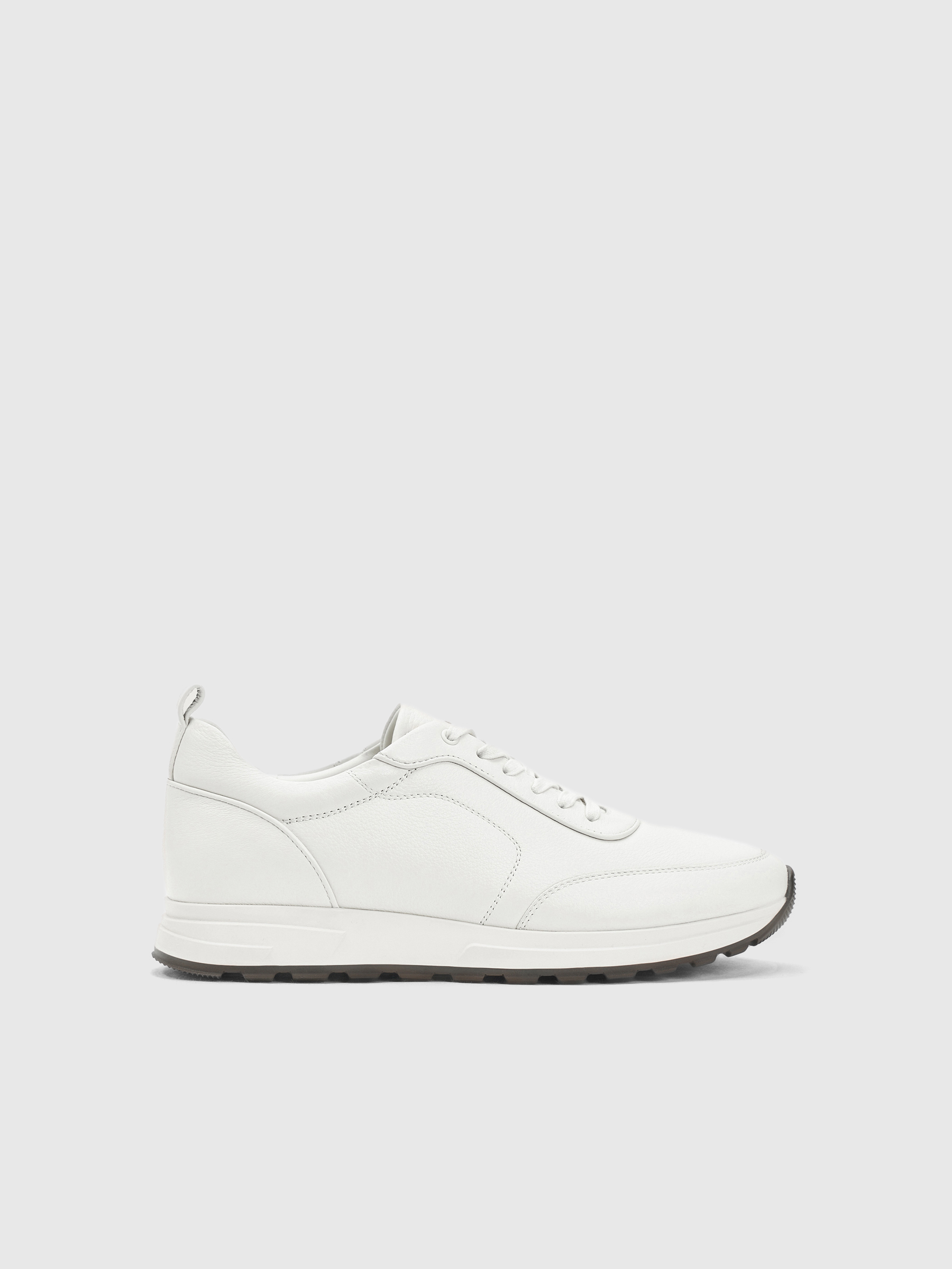 Кроссовки из кожи 12 STOREEZ 22000₽