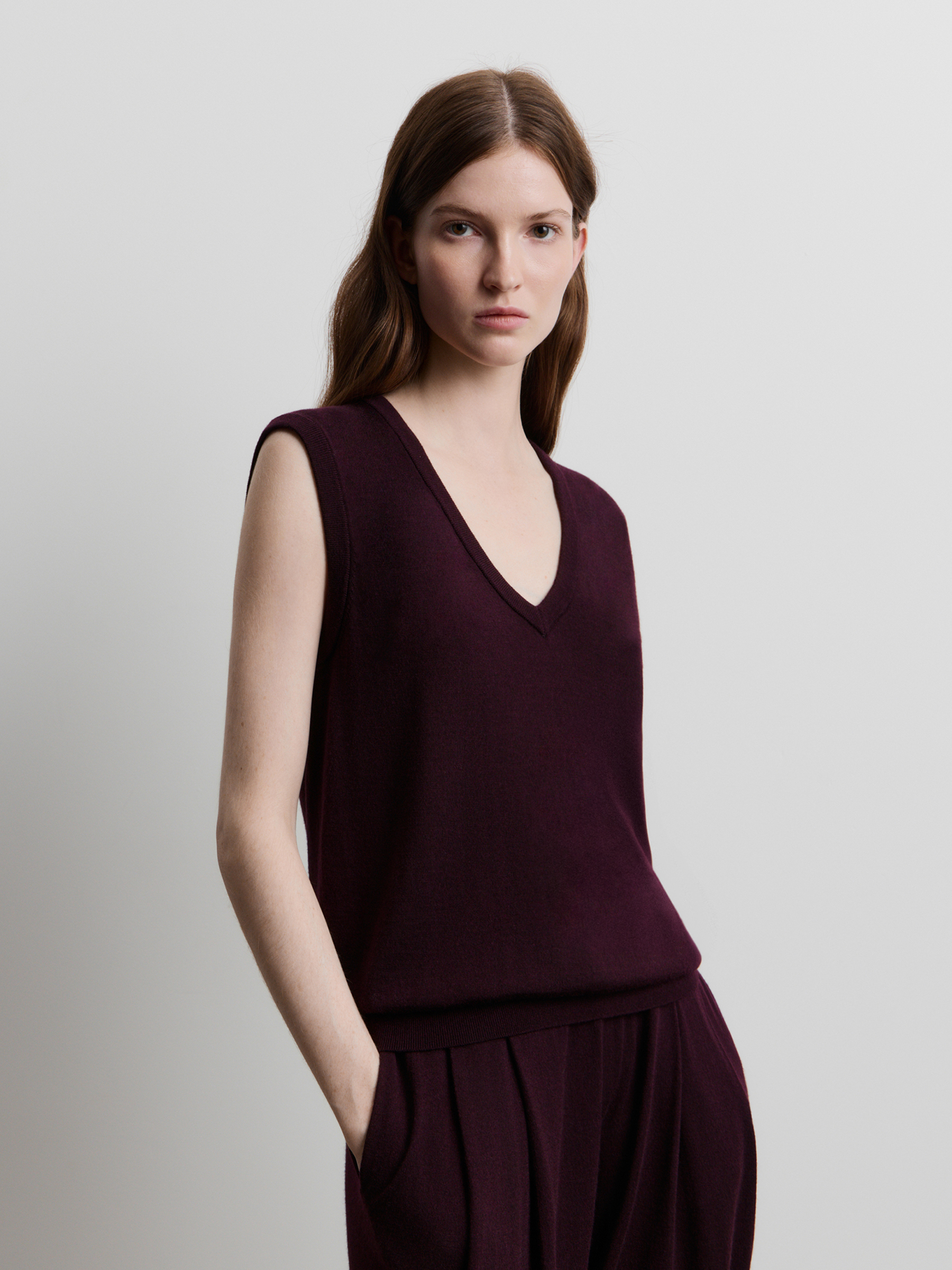 Жилет из шерсти и шелка 12 STOREEZ 13000₽