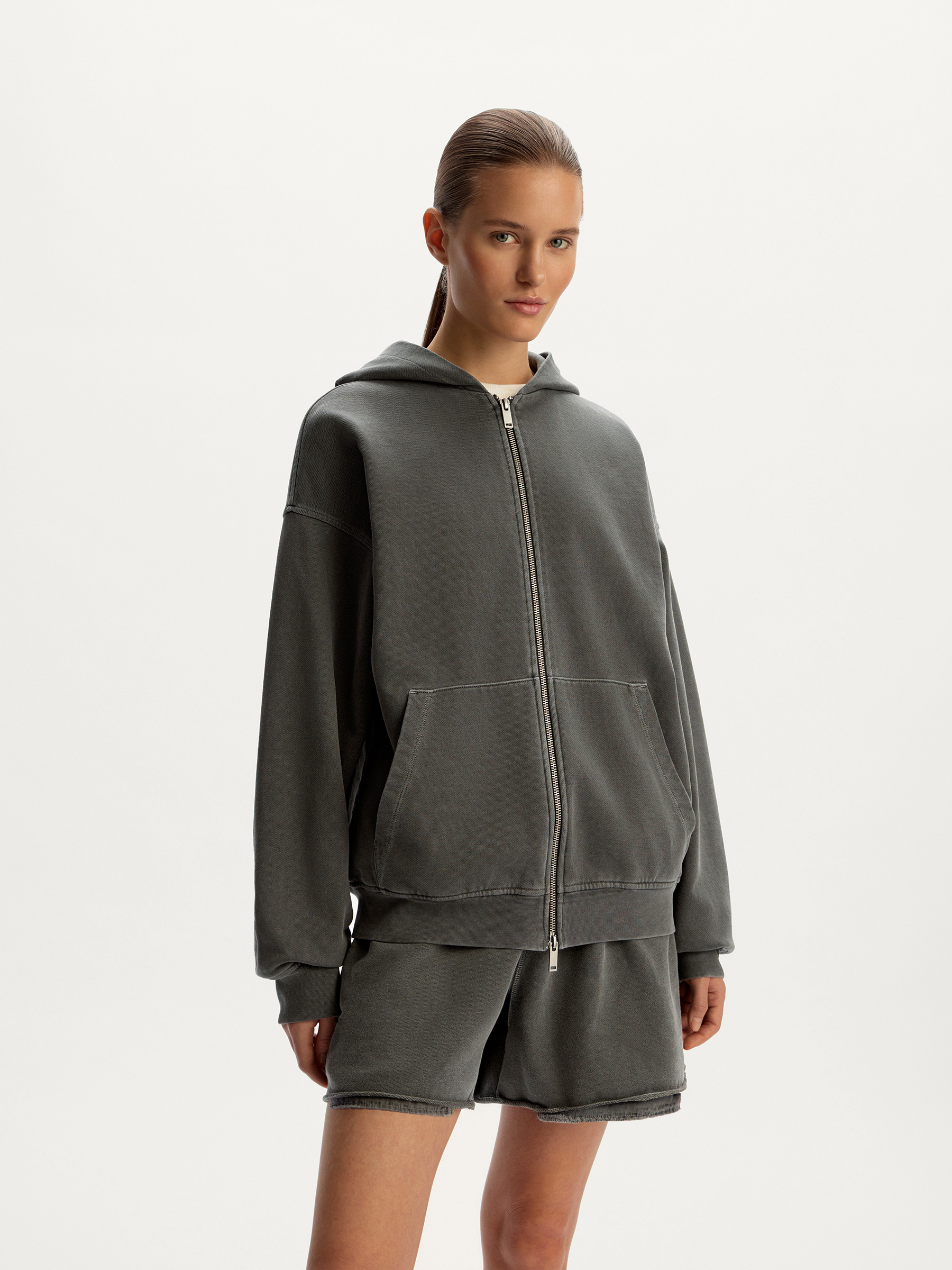 Толстовка Garment Dye 12 STOREEZ 19000₽