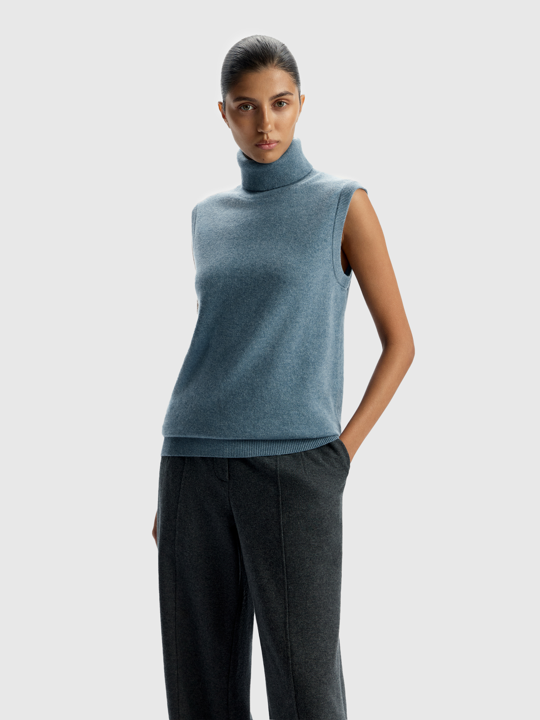 Топ Aurora из кашемира 12 STOREEZ 19000₽