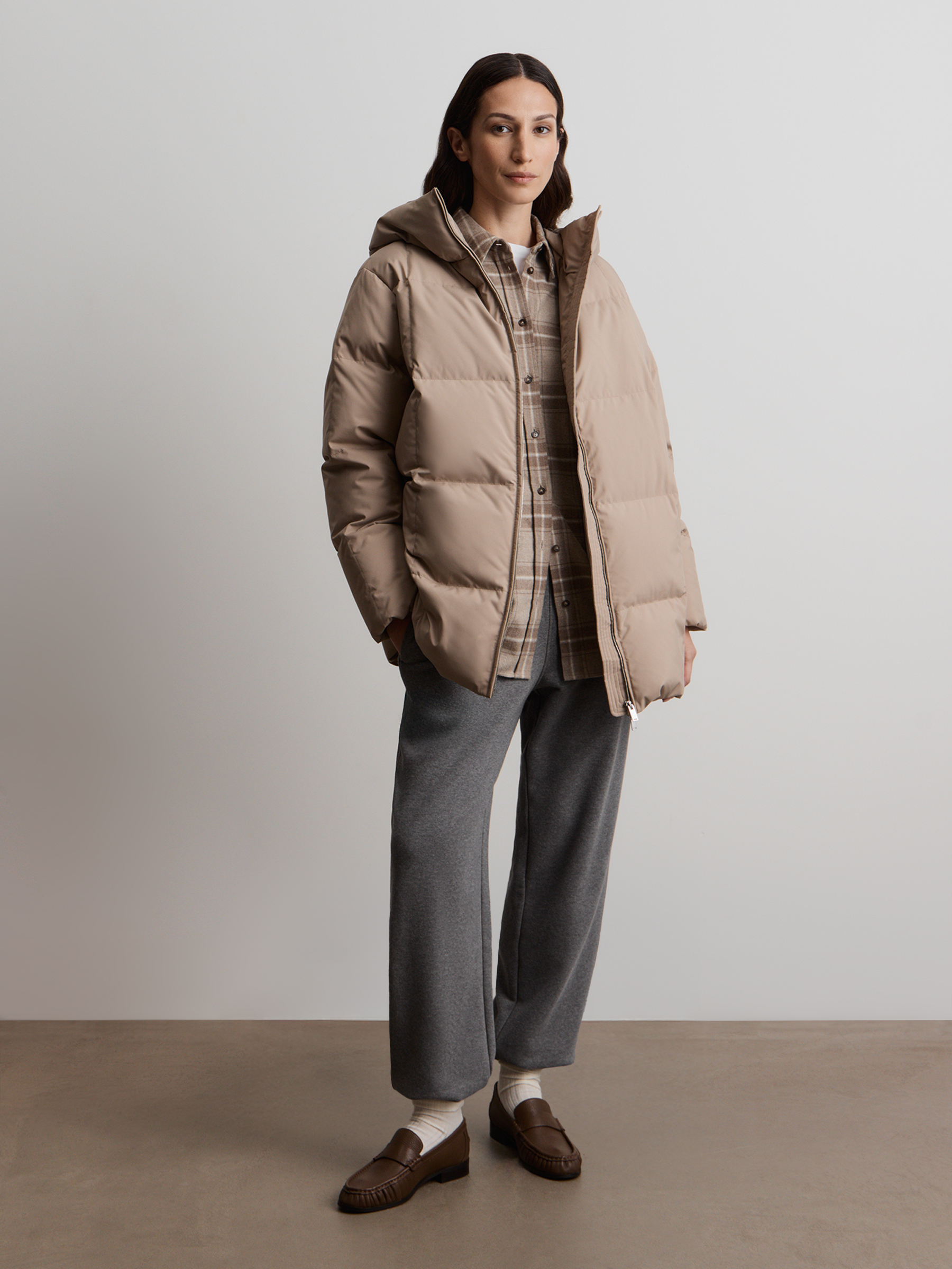 Пуховик удлиненный с капюшоном 12 STOREEZ 47000₽