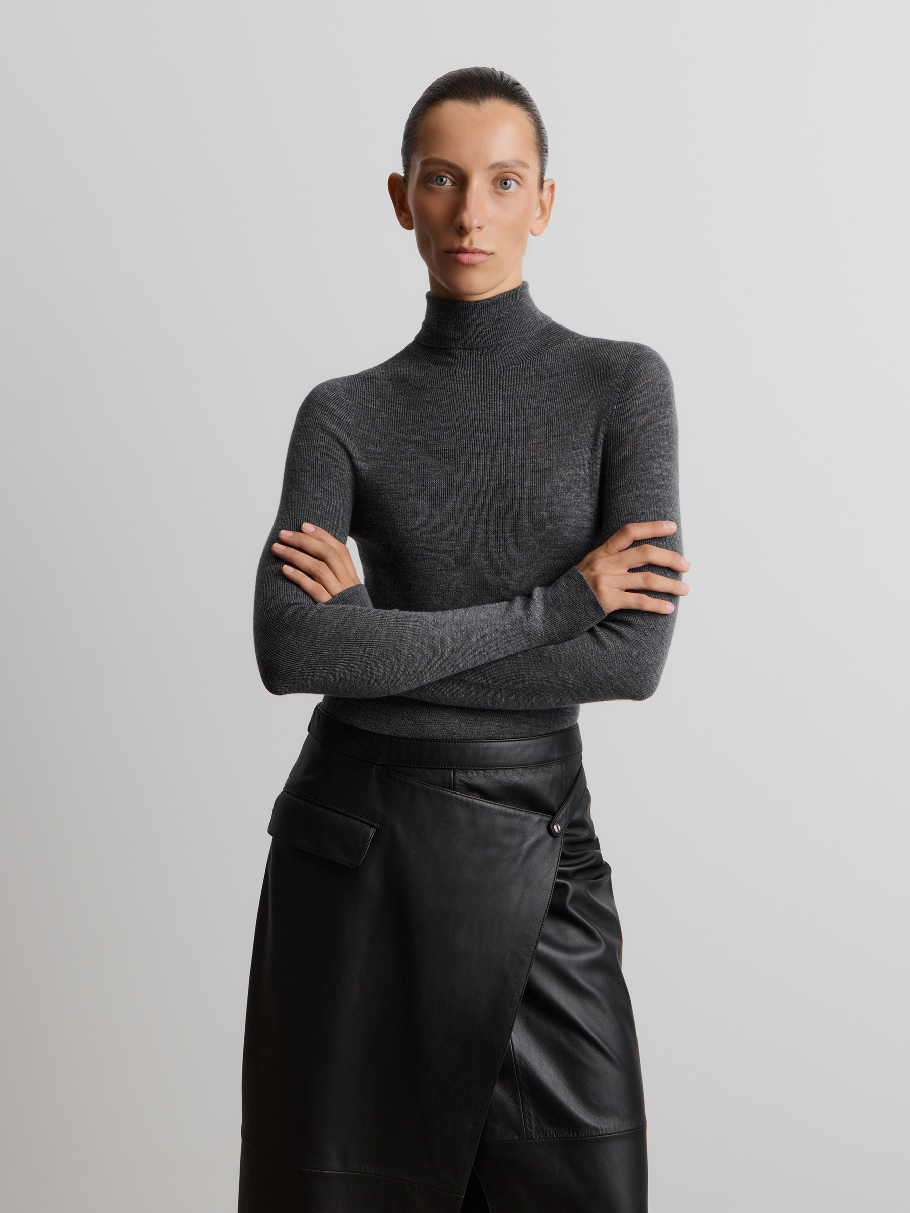 Водолазка из шерсти мериноса 12 STOREEZ 13000₽