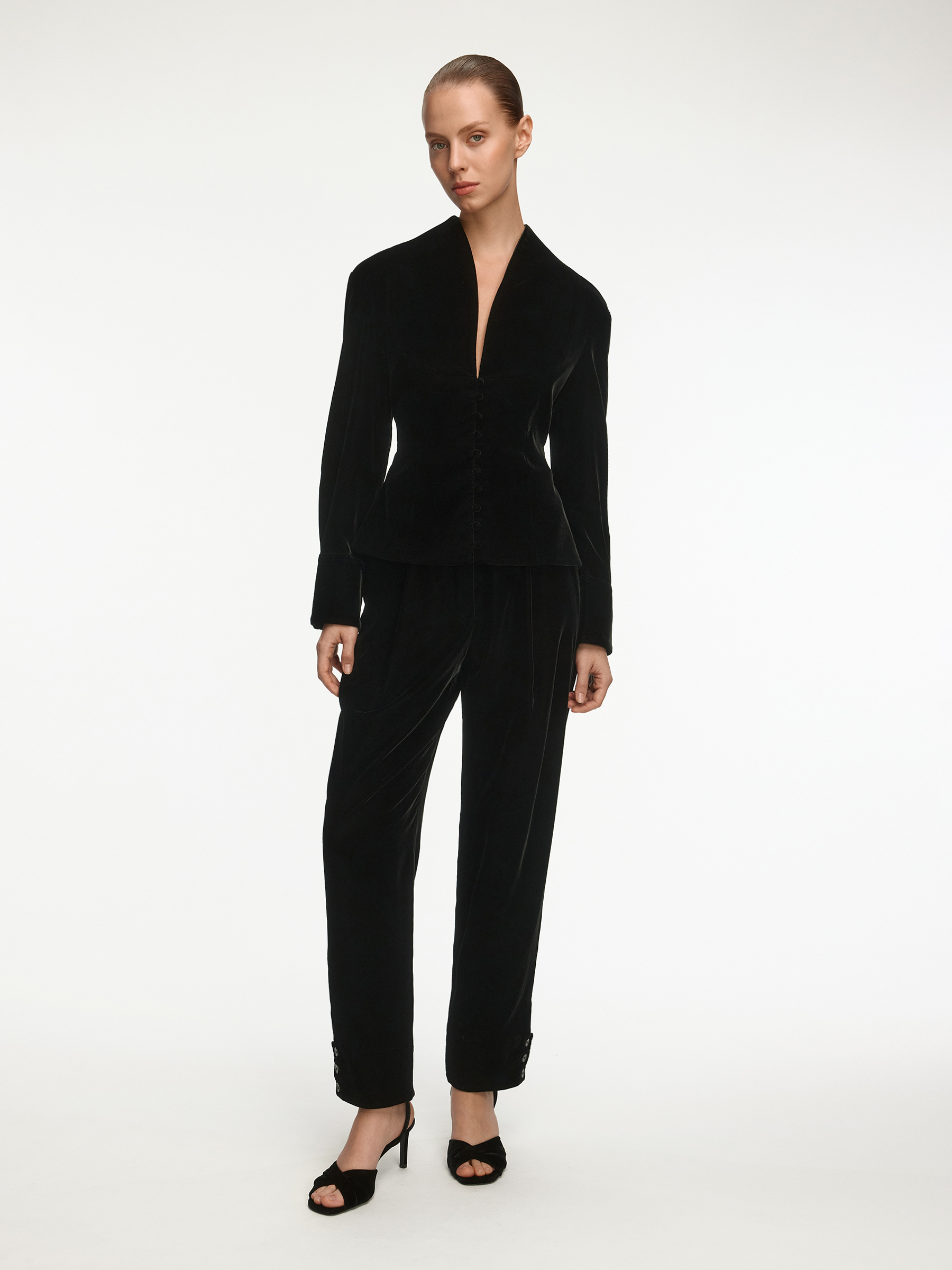 Брюки Marlene из японского бархата 12 STOREEZ 35000₽