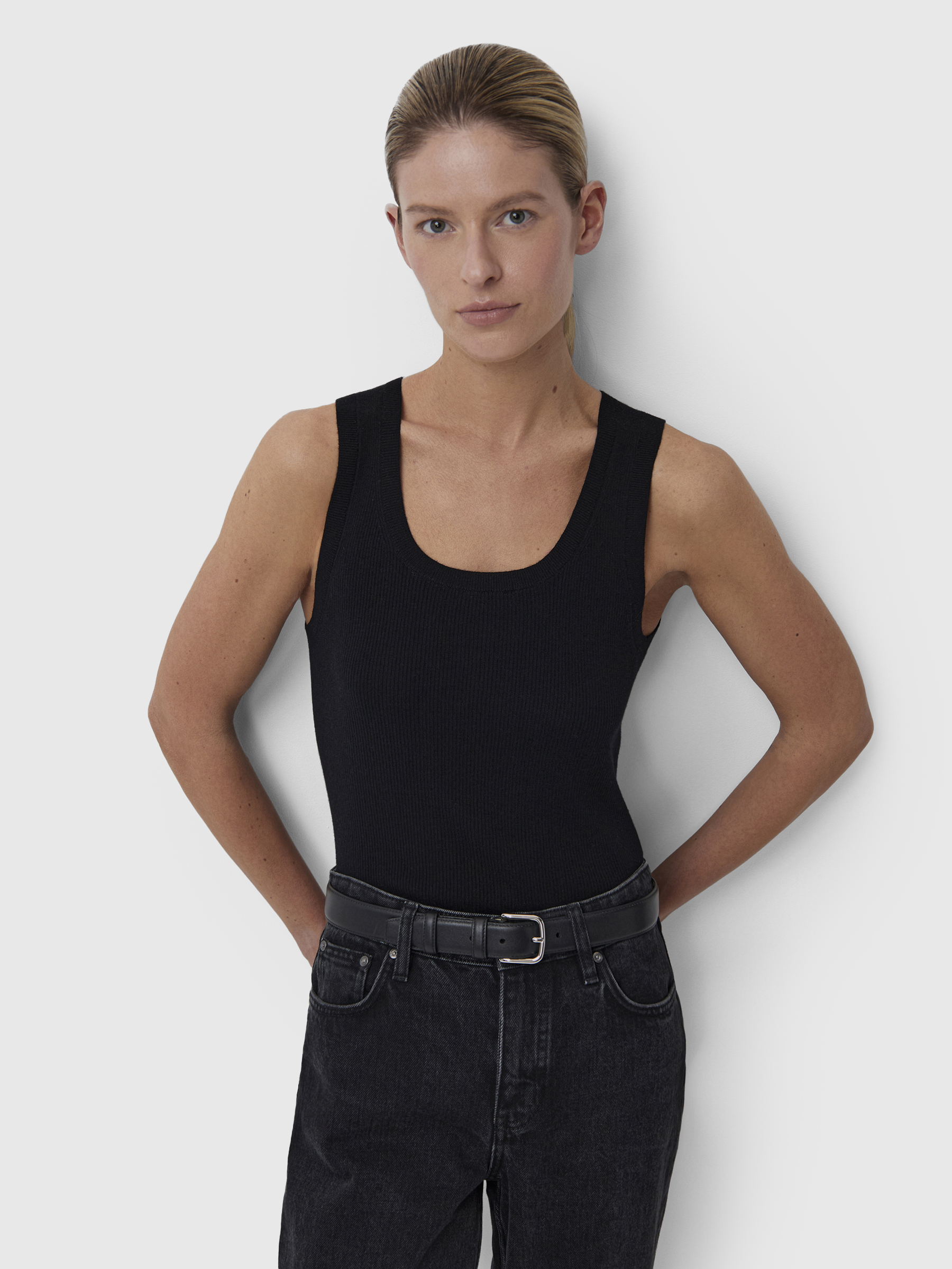 Джемпер-топ из тонкой шерсти 12 STOREEZ 9800₽