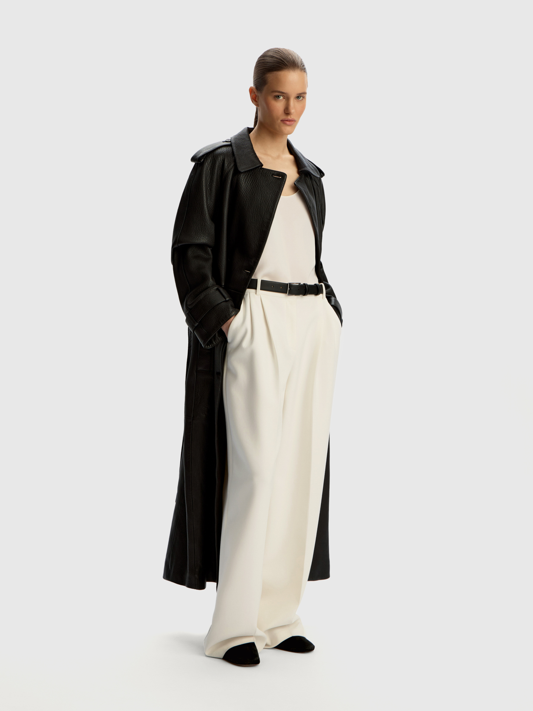 Тренч из фактурной кожи 12 STOREEZ 145000₽