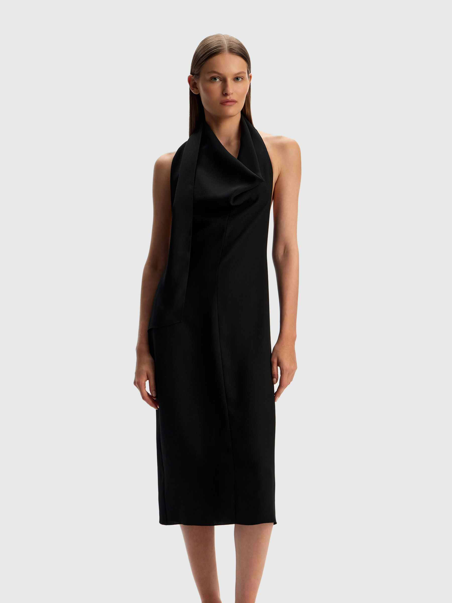 Платье с открытой спиной 12 STOREEZ 24000₽