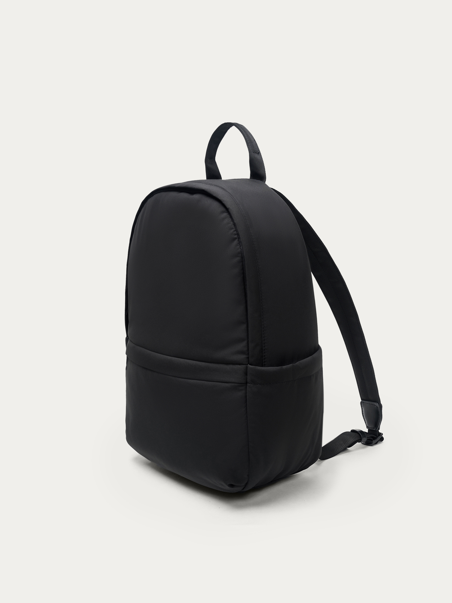 

Рюкзак Utility 12 STOREEZ, Черный