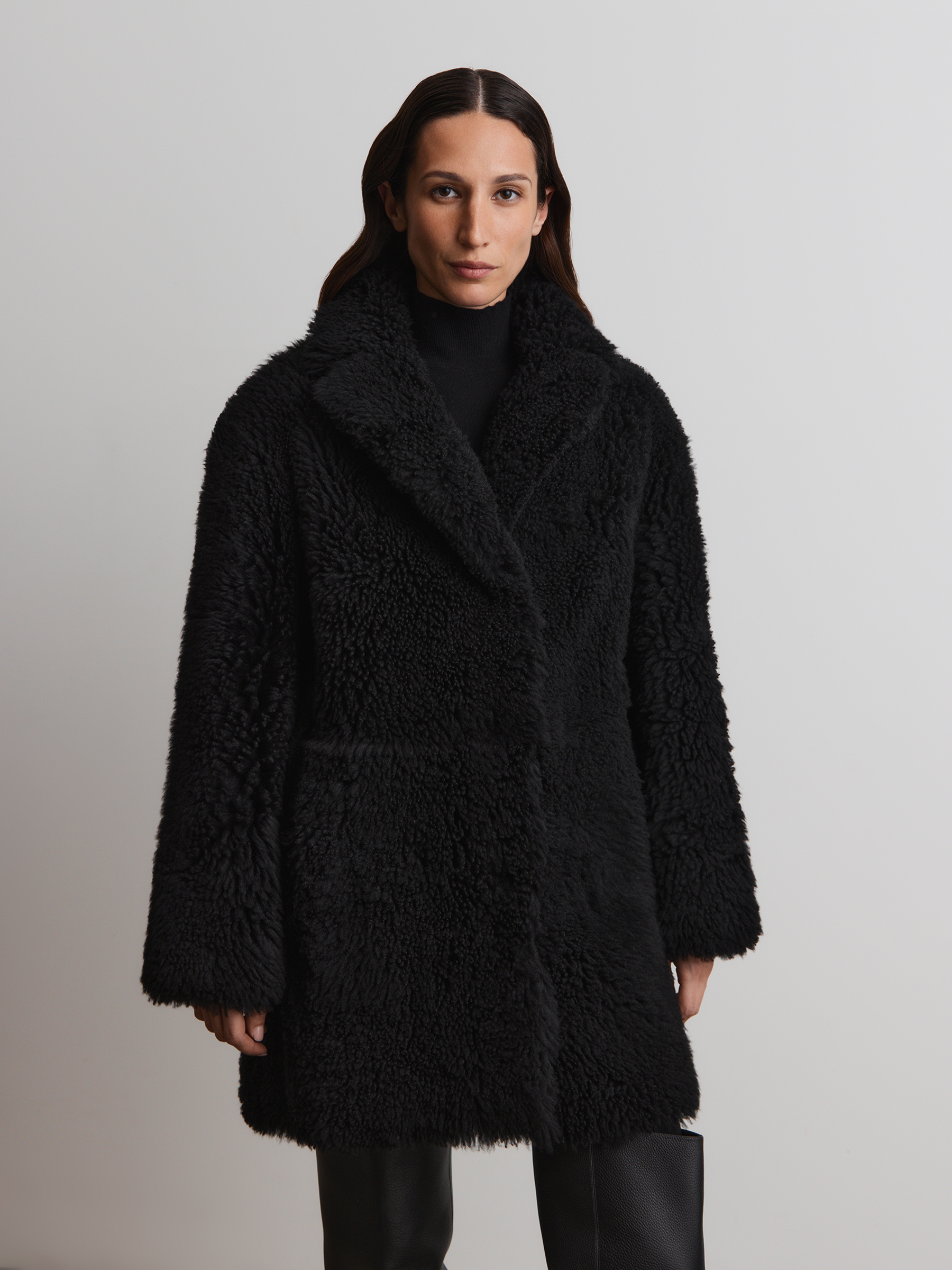 Дубленка 12 STOREEZ 230000₽